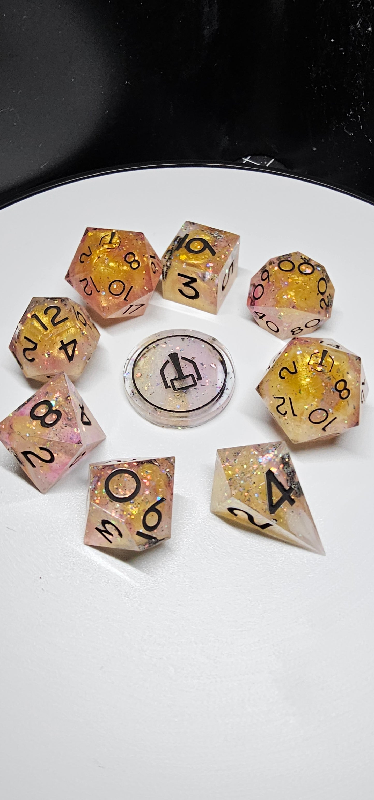 Asari Gold 9-Piece Polyheadral Dice Set
